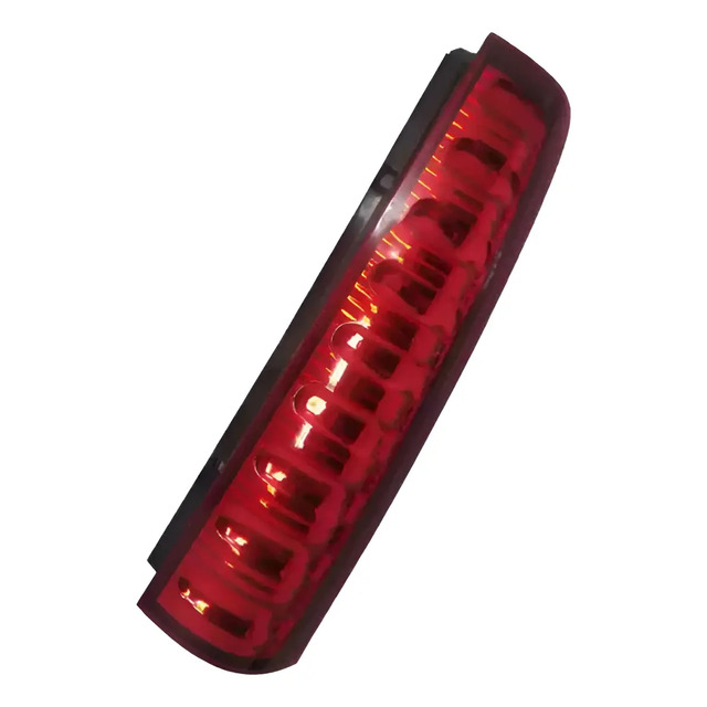 Farol Trasero Superior Derecho Mahindra Scorpio 2007/2015 Derecho/pasajero