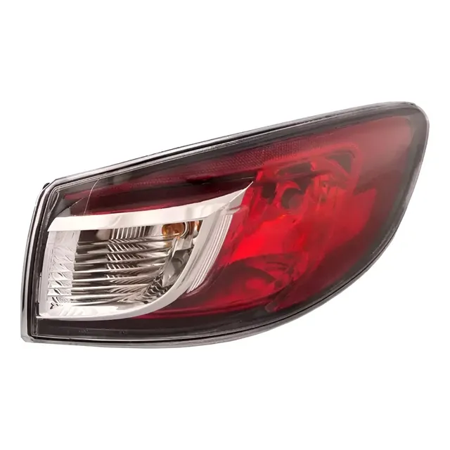 Farol Trasero Exterior Derecho Mazda 3 Sedan 2011/2014 Derecho/pasajero