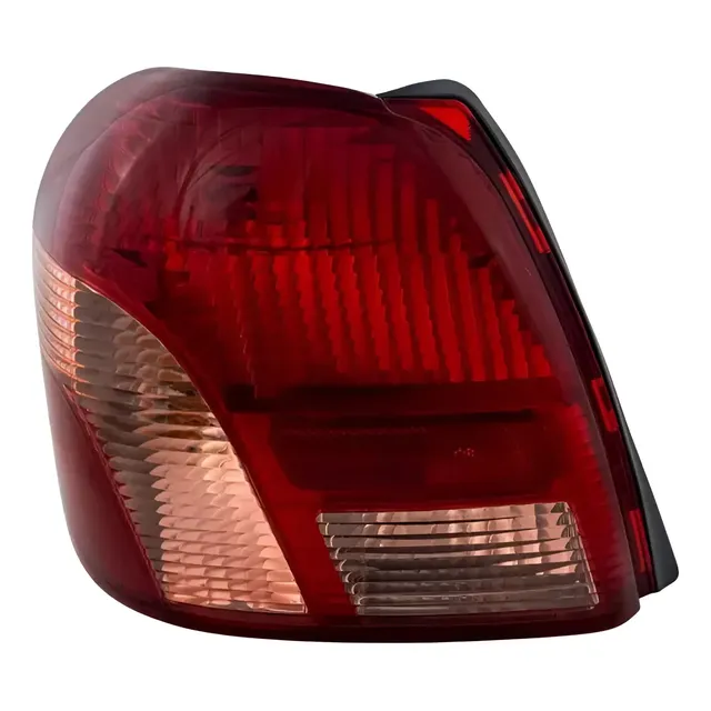 Farol Trasero Izquierdo Toyota Yaris Ecco 2000/2002 Sedan Izquierdo/conductor