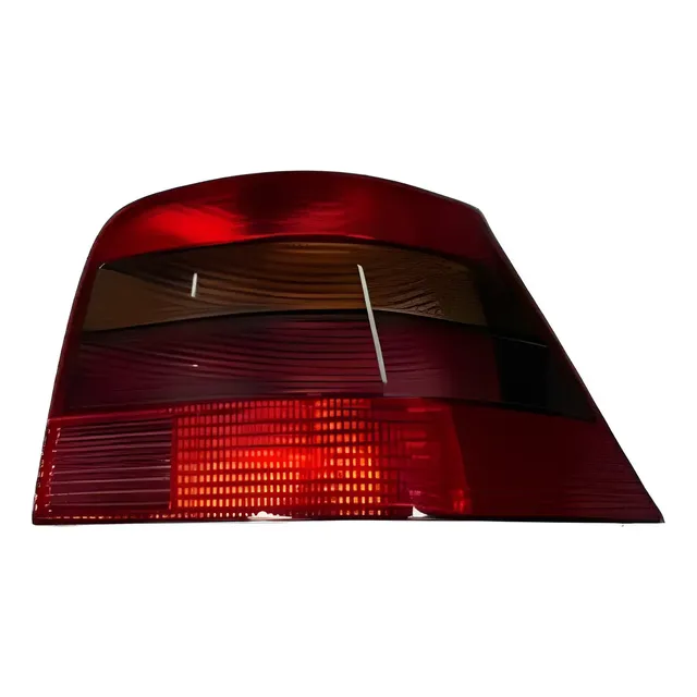 Farol Trasero Derecho Volkswagen Golf A4 Fume 2003/2006 Derecho/pasajero