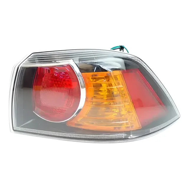 Farol Trasero Izquierdo Mitsubishi Lancer R/t R/s 2015/2018 Izquierdo/conductor