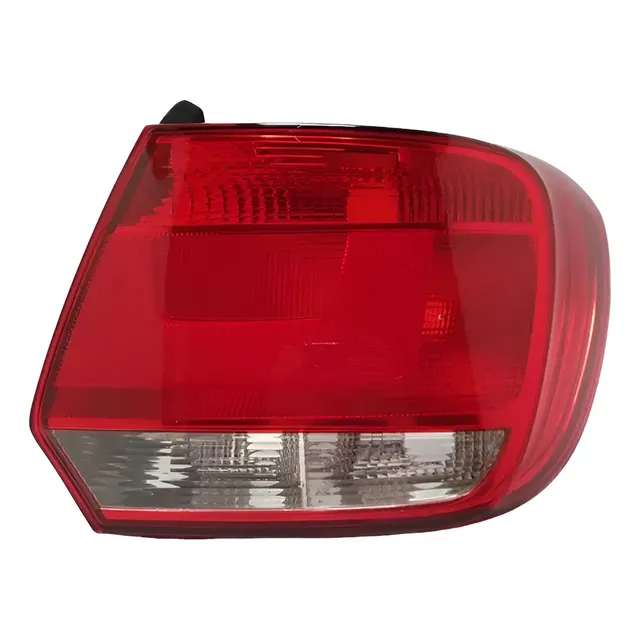 Farol Trasero Derecho Volkswagen Gol G6 2013/2016 Derecho/pasajero