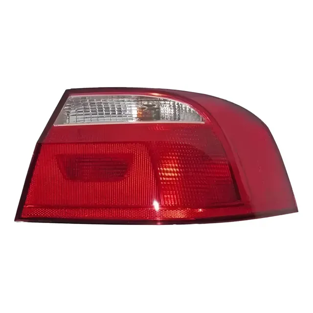 Farol Trasero Derecho Volkswagen Voyage 2013/2017 Derecho/pasajero