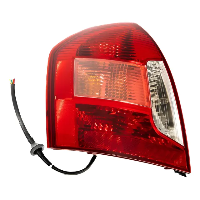 Farol Trasero Izquierdo Para Hyundai New Accent 2006/2010 Izquierdo/conductor