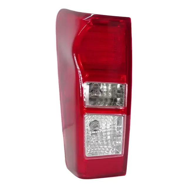 Farol Trasero Izquierdo Chevrolet Dmax 2015/2020 4wd Led Izquierdo/conductor
