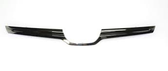 Detalle Central Cromado Mascara Subaru Xv 2016/2017