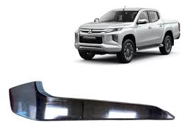 Embellecedor Delantero Izquierdo Inferior Parachoques Mitsubishi L200 2019 En Adelante – Cromado